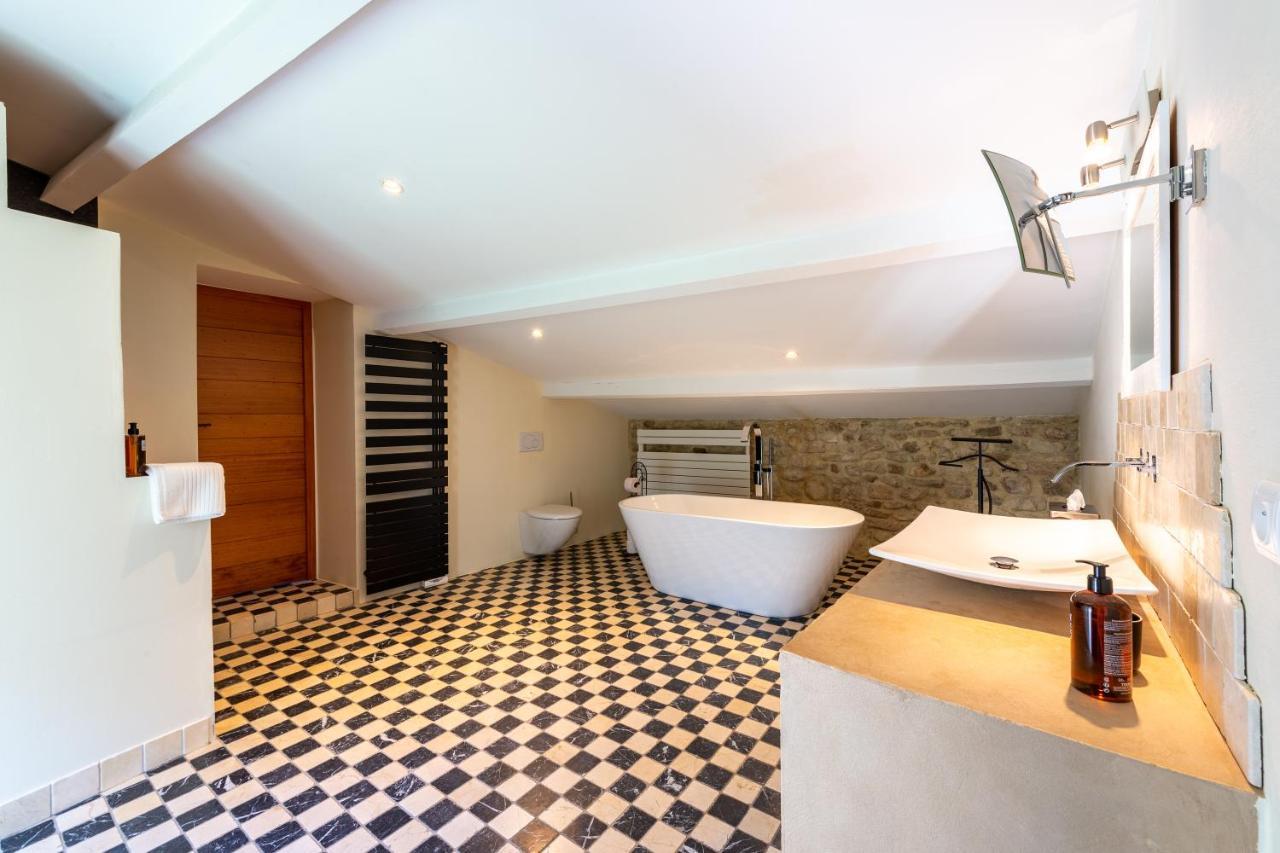 Maison D'Hotes Les Caroubiers Montsegur-sur-Lauzon Bagian luar foto