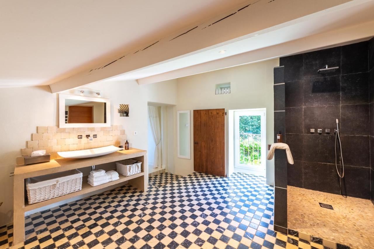 Maison D'Hotes Les Caroubiers Montsegur-sur-Lauzon Bagian luar foto