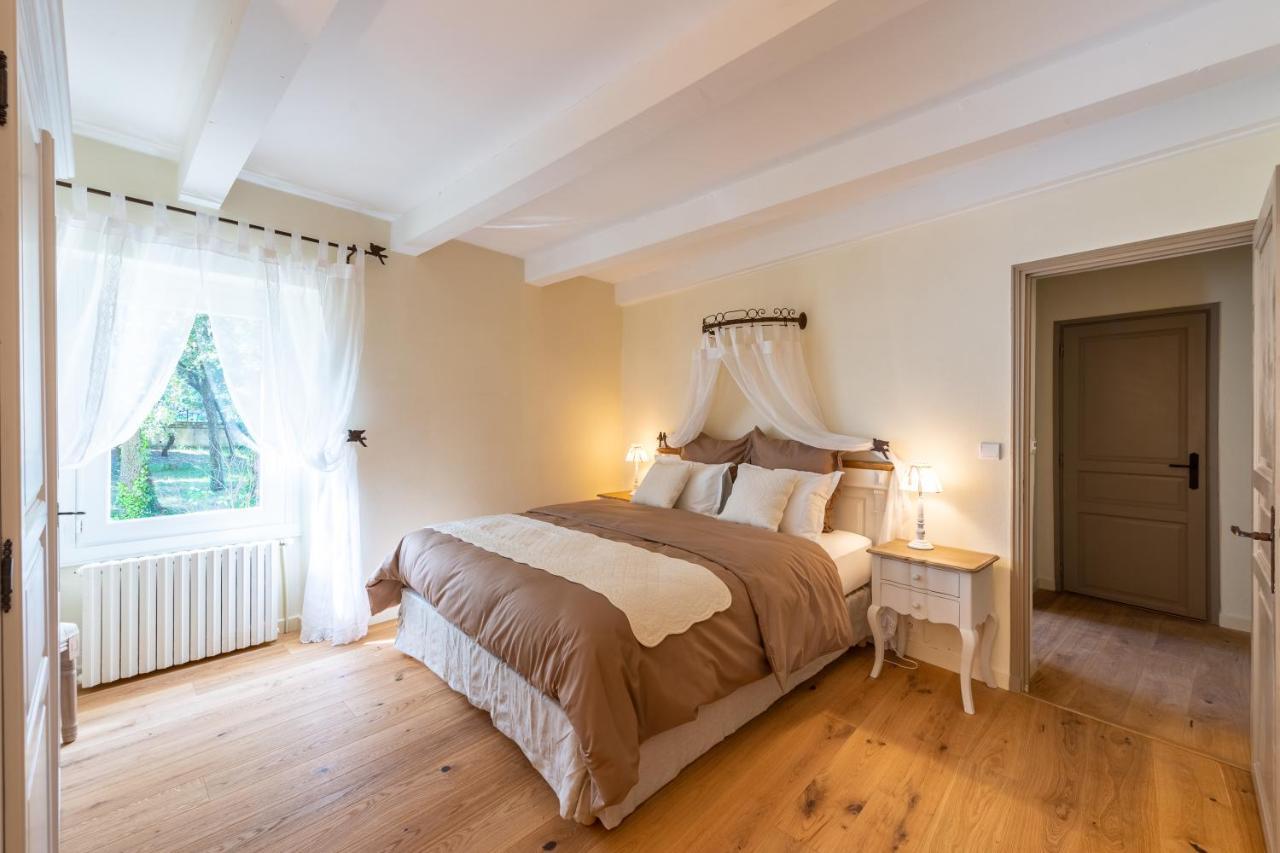 Maison D'Hotes Les Caroubiers Montsegur-sur-Lauzon Bagian luar foto
